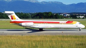 Photo of EC-FHD - McDonnell Douglas MD-87 operated by Iberia