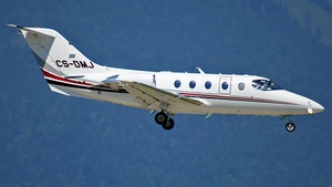 Photo of CS-DMJ - Hawker Beechcraft 400A operated by NetJets Europe