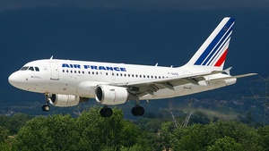 Photo of F-GUGE - Airbus A318-111 operated by Air France