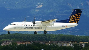 Photo of D-BEBA - De Havilland Canada DHC-8-314Q Dash 8 operated by Lufthansa Regional (opb Augsburg Airways)