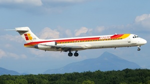 Photo of EC-FFH - McDonnell Douglas MD-87 operated by Iberia