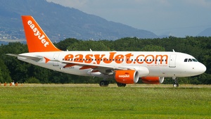 Photo of G-EZEO - Airbus A319-111 operated by easyJet
