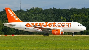 Photo of G-EZEA - Airbus A319-111 operated by easyJet