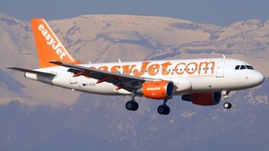 Photo of G-EZIC - Airbus A319-111 operated by easyJet