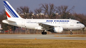 Photo of F-GUGD - Airbus A318-111 operated by Air France
