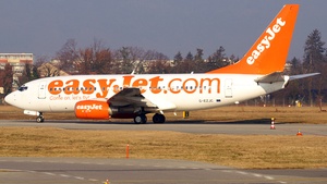 Photo of G-EZJC - Boeing 737-73V operated by easyJet