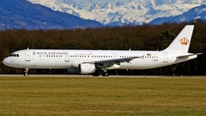 Photo of F-OHGU - Airbus A321-211 operated by Royal Jordanian Airlines