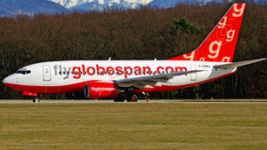 Photo of G-CDRA - Boeing 737-683 operated by flyglobespan