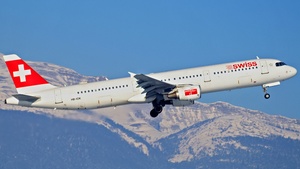 Photo of HB-IOK - Airbus A321-111 operated by Swiss International Air Lines