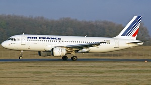 Photo of F-GFKO - Airbus A320-211 operated by Air France