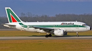 Photo of I-BIML - Airbus A319-112 operated by Alitalia