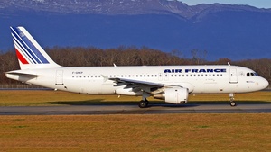 Photo of F-GFKP - Airbus A320-211 operated by Air France