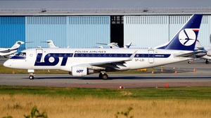 Photo of SP-LDI - Embraer ERJ-170LR operated by LOT Polish Airlines