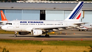 Photo of F-GUGQ - Airbus A318-111 operated by Air France