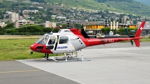 Photo of HB-XQJ - Eurocopter AS350B3 Écureuil operated by Air Glaciers (opb Heli-Linth)