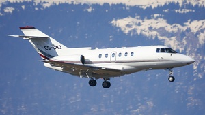Photo of CS-DNJ - Hawker Beechcraft 800XP operated by NetJets Europe