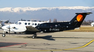 Photo of G-POWB - Beechcraft B300 Super King Air 350 operated by Titan Airways