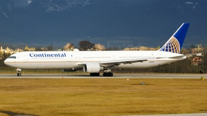 Photo of N66056 - Boeing 767-424(ER) operated by Continental Airlines