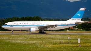 Photo of 9K-AHI - Airbus A300C4-620 operated by Government of Kuwait
