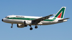 Photo of I-BIME - Airbus A319-112 operated by Alitalia