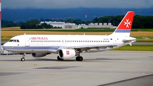 Photo of 9H-AEO - Airbus A320-214 operated by Air Malta