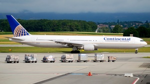Photo of N76055 - Boeing 767-424(ER) operated by Continental Airlines