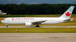 Photo of C-GHLK - Boeing 767-35H(ER) operated by Air Canada