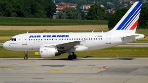 Photo of F-GUGM - Airbus A318-111 operated by Air France