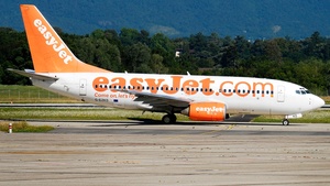 Photo of G-EZKD - Boeing 737-73V operated by easyJet
