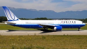 Photo of N658UA - Boeing 767-322(ER) operated by United Airlines