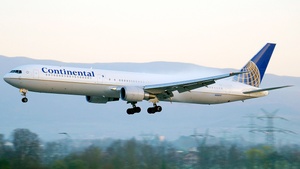 Photo of N66057 - Boeing 767-424(ER) operated by Continental Airlines