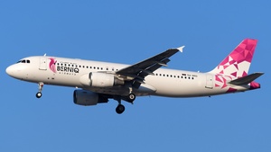 Photo with serial 4519 - Airbus A320-214