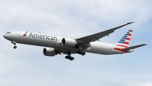 Photo of N733AR - Boeing 777-323(ER) operated by American Airlines