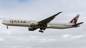Photo of A7-BEV - Boeing 777-3DZ(ER) operated by Qatar Airways