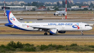 Photo of RA-73793 - Airbus A321-211 operated by Ural Airlines