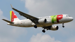 Photo of CS-TNR - Airbus A320-214 operated by TAP Air Portugal