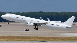 Photo of 9H-SLC - Airbus A321-211 operated by AnadoluJet (opb SmartLynx Malta)