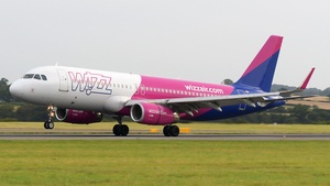 Photo of HA-LYG - Airbus A320-232 operated by Wizz Air