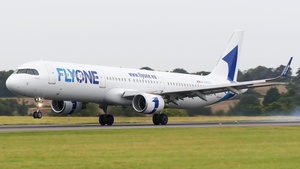 Photo of ER-00009 - Airbus A321-211 operated by FlyOne