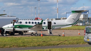 Photo of M-SPEX - Beechcraft B300 Super King Air 350i operated by Specsavers Aviation