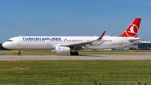 Photo of TC-JTJ - Airbus A321-231 operated by Turkish Airlines