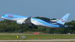 Photo of G-TUIO - Boeing 787-9 Dreamliner operated by TUI Airways