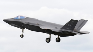 Photo of 20-5613 - Lockheed Martin F-35A Lightning II operated by US Air Force