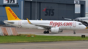 Photo of TC-NCE - Airbus A320-251N operated by Pegasus Airlines