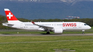 Photo of HB-JCJ - Airbus A220-300 operated by Swiss International Air Lines