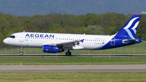 Photo of SX-DVX - Airbus A320-232 operated by Aegean Airlines