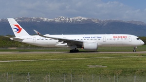 Photo with serial 561 - Airbus A350-941