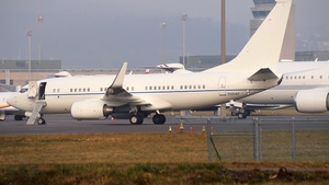 Photo of 02-0042 - Boeing C-40B operated by US Air Force