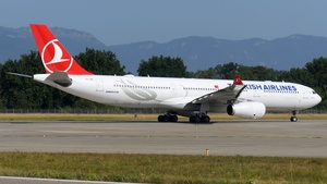 Photo of TC-JNL - Airbus A330-343 operated by Turkish Airlines