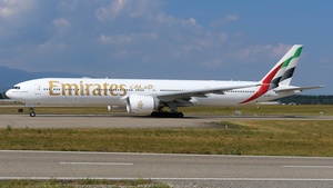 Photo of A6-EQH - Boeing 777-31H(ER) operated by Emirates